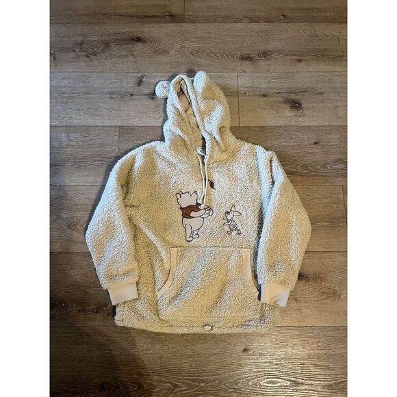 Disney Parks Womens Tan Winnie the Pooh Piglett Sherpa Hoodie Size Small - Picture 1 of 3